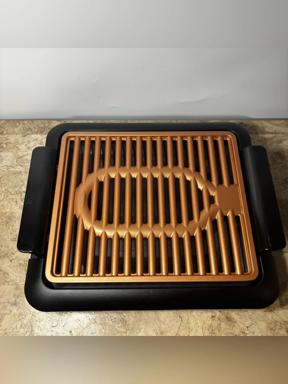 Gotham Steel Non Stick Titanium & Copper Electric Smoke-Less Grill 16”x14”